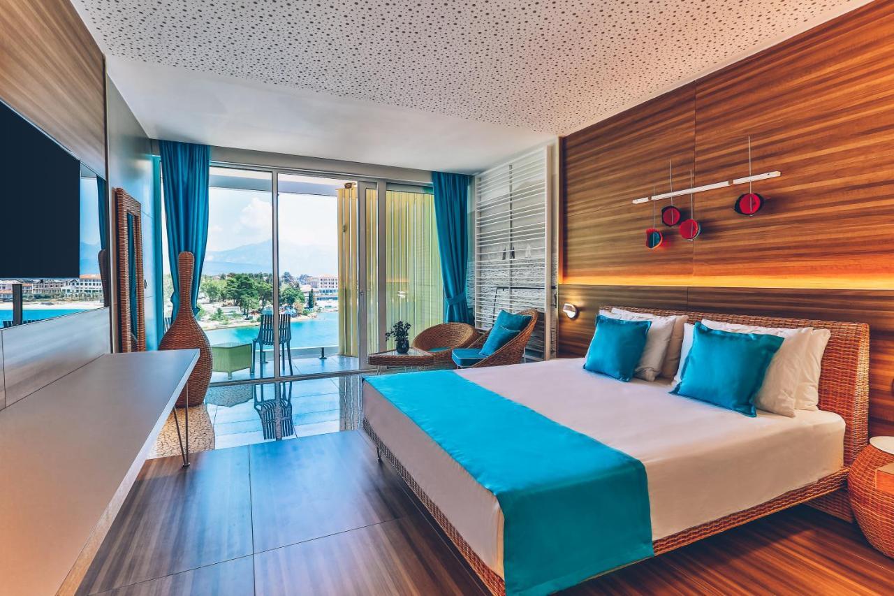 Carine Hotel Kumbor Superior 헤르섹 외부 사진