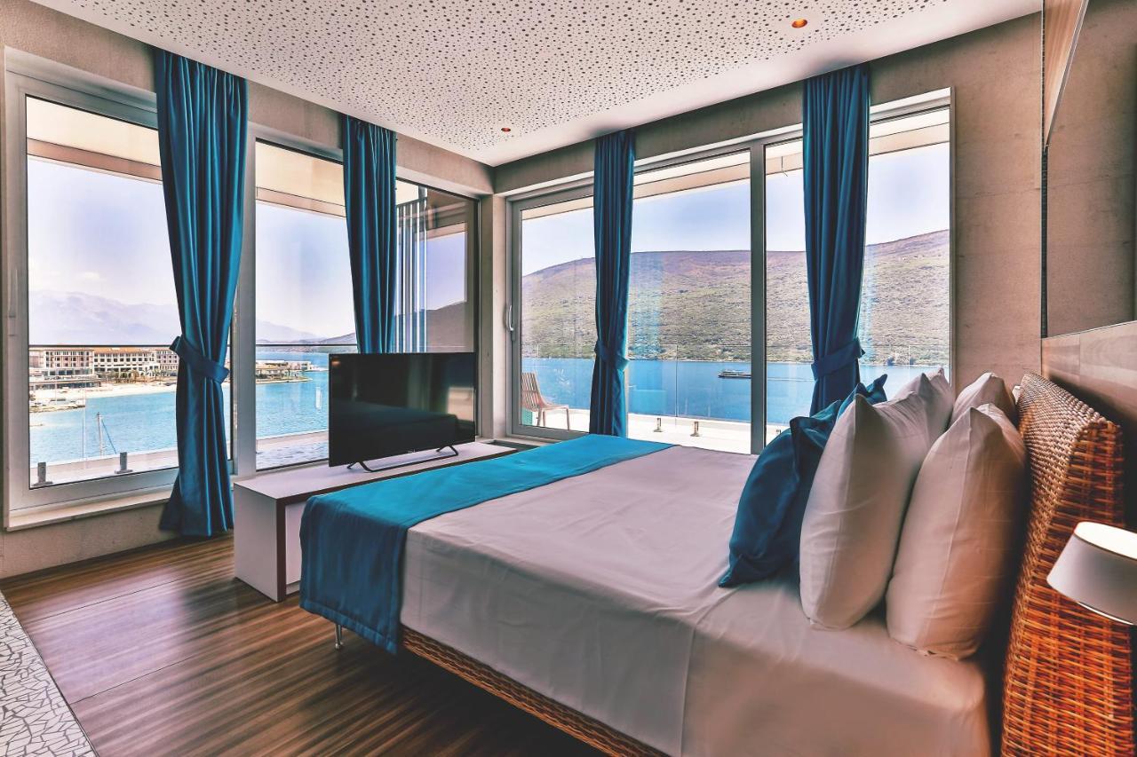 Carine Hotel Kumbor Superior 헤르섹 외부 사진