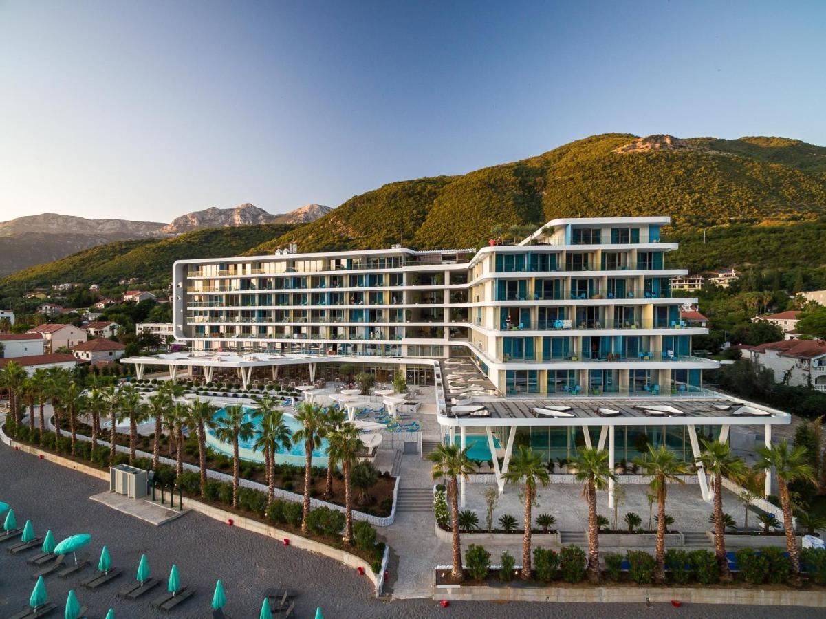 Carine Hotel Kumbor Superior 헤르섹 외부 사진