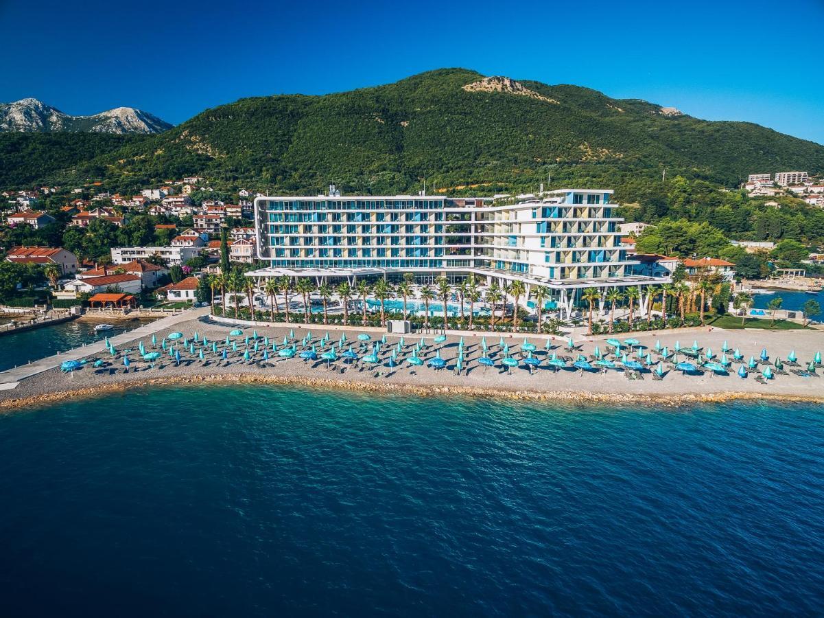 Carine Hotel Kumbor Superior 헤르섹 외부 사진